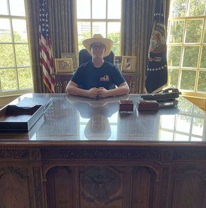 Meet your Posher, Garrett